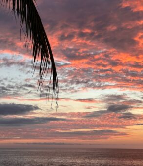 Turismo y alojamiento en Parrita Costa Rica cerca de playas del Pacífico Central.